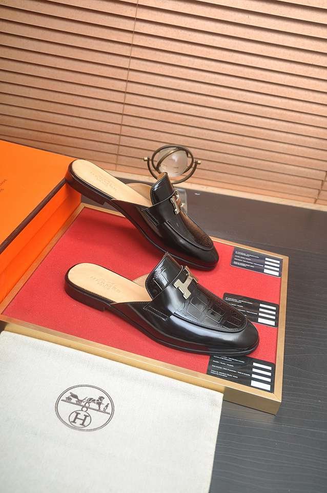 Hermes Men’s Leather Sandals Colorway 6 1133260-6
