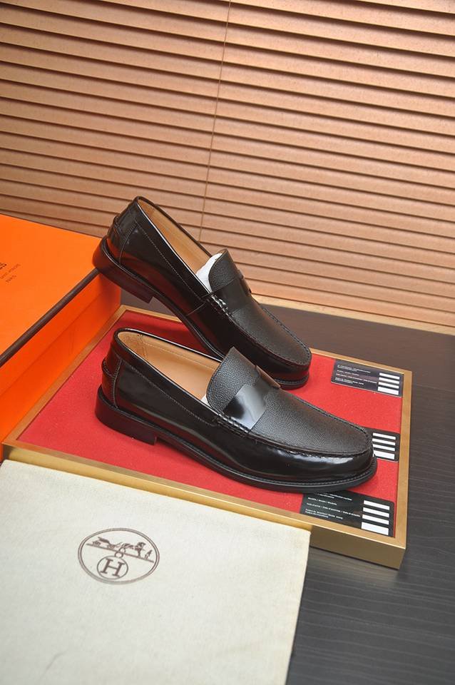 Hermes Men’s Leather Dress Shoes 1133290
