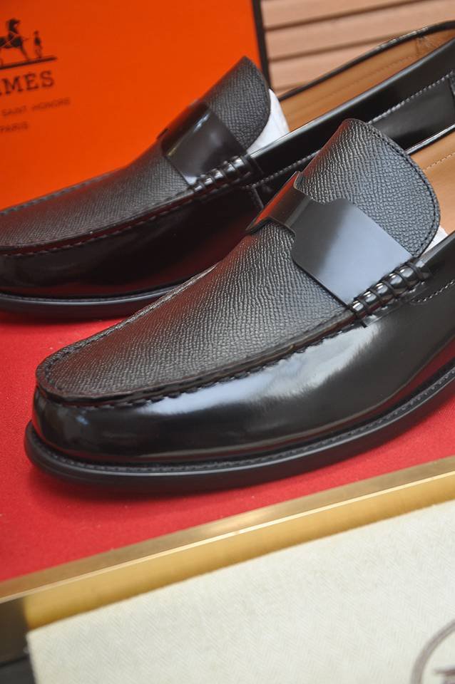 Hermes Men’s Leather Dress Shoes 1133290