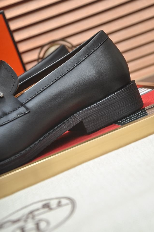 Hermes Men’s Leather Designer Sneakers Black 1133260