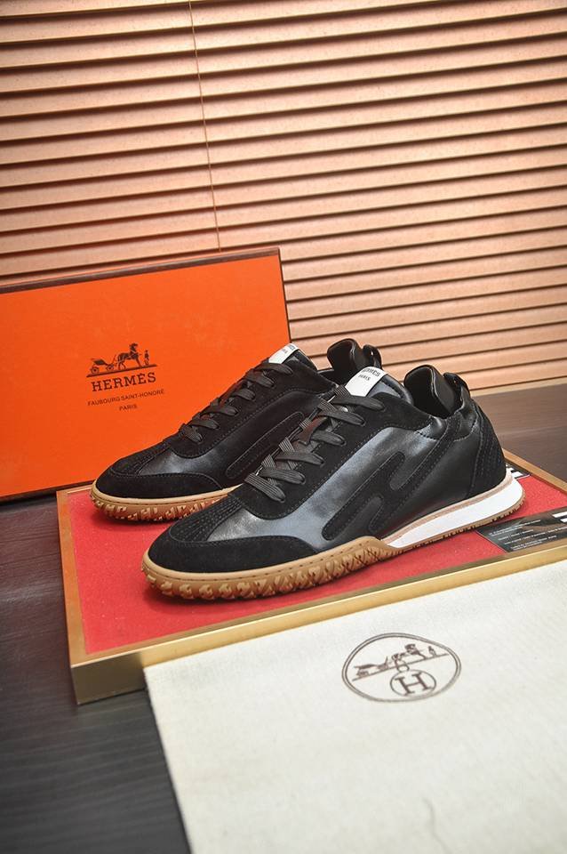 Hermes Leather Sneakers 1133270