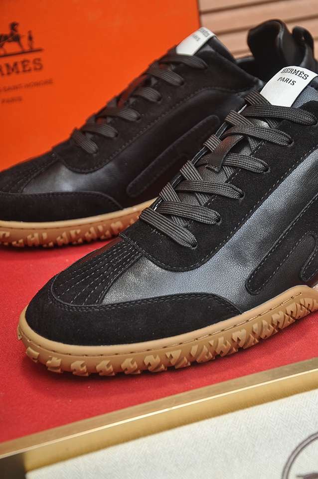 Hermes Leather Sneakers 1133270