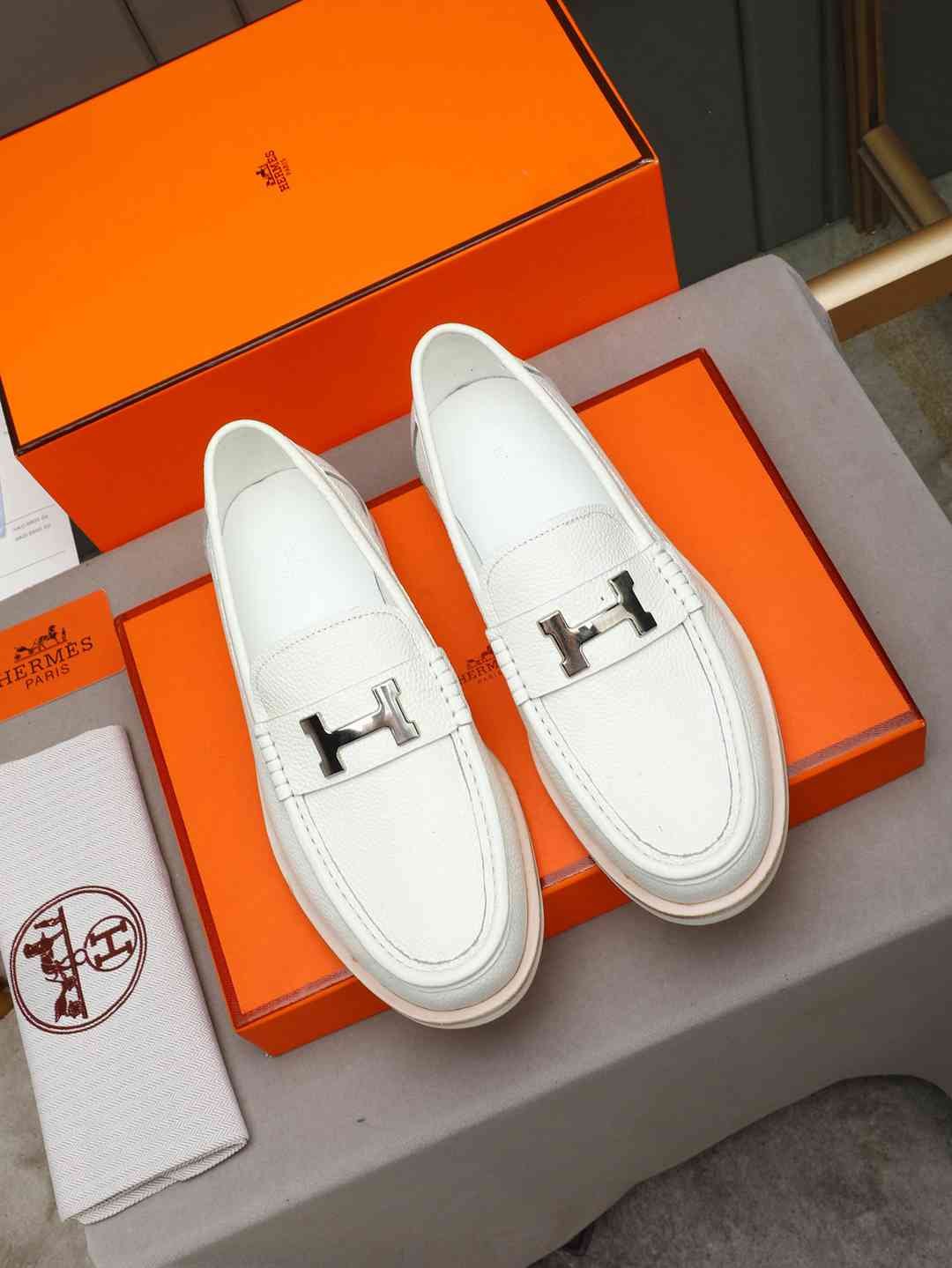Hermes Men’s Leather Loafers 1308310