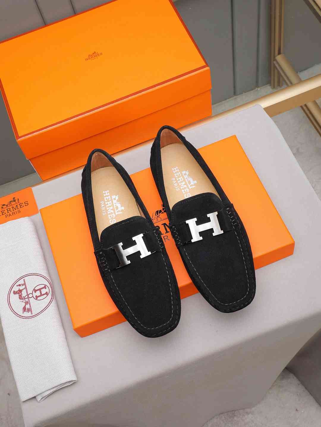 Hermes Men’s Leather Sneakers 1308220