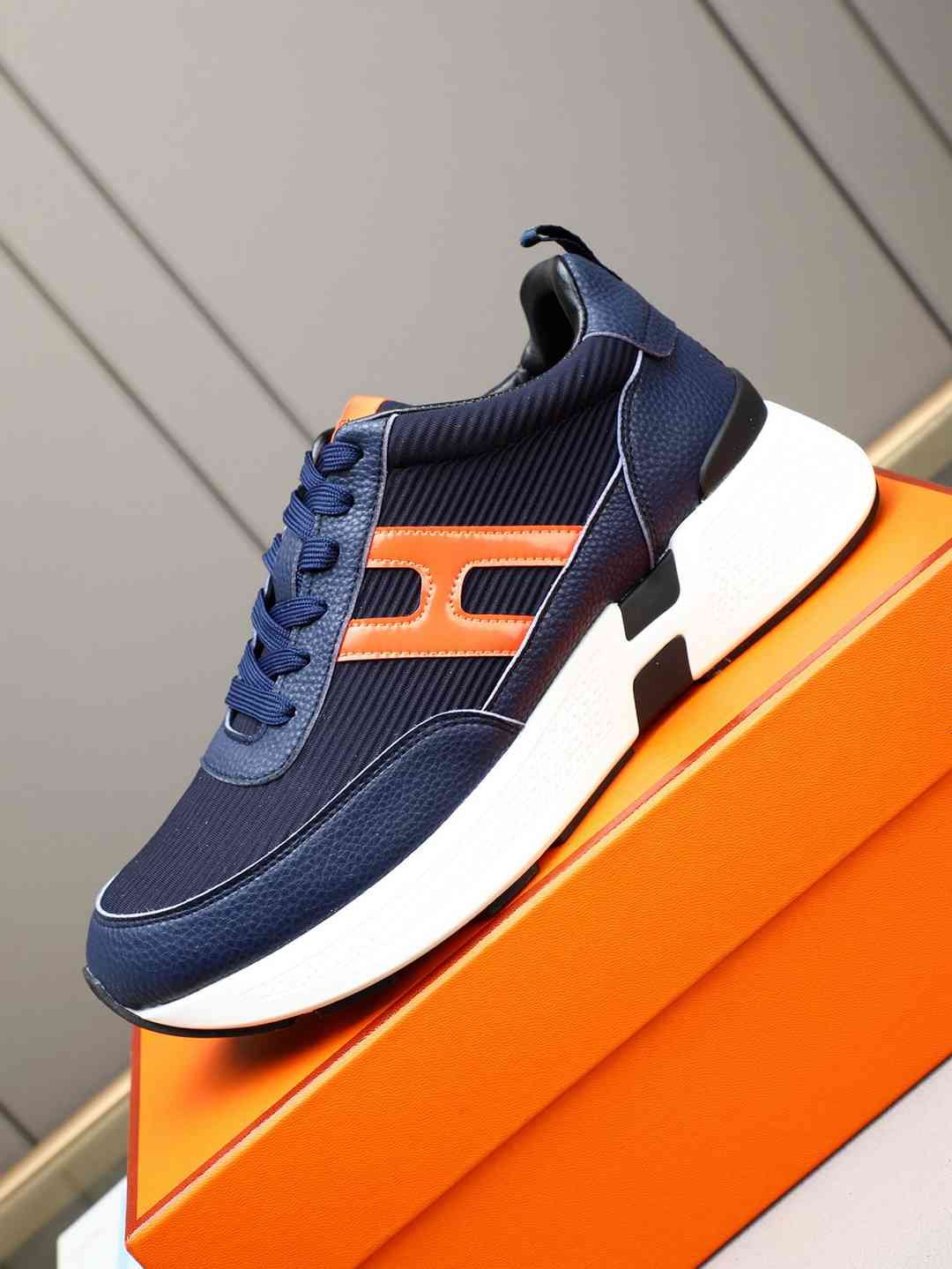 Hermes Men’s Bouncing Sneakers Contrast Colorway 2 1308270-2