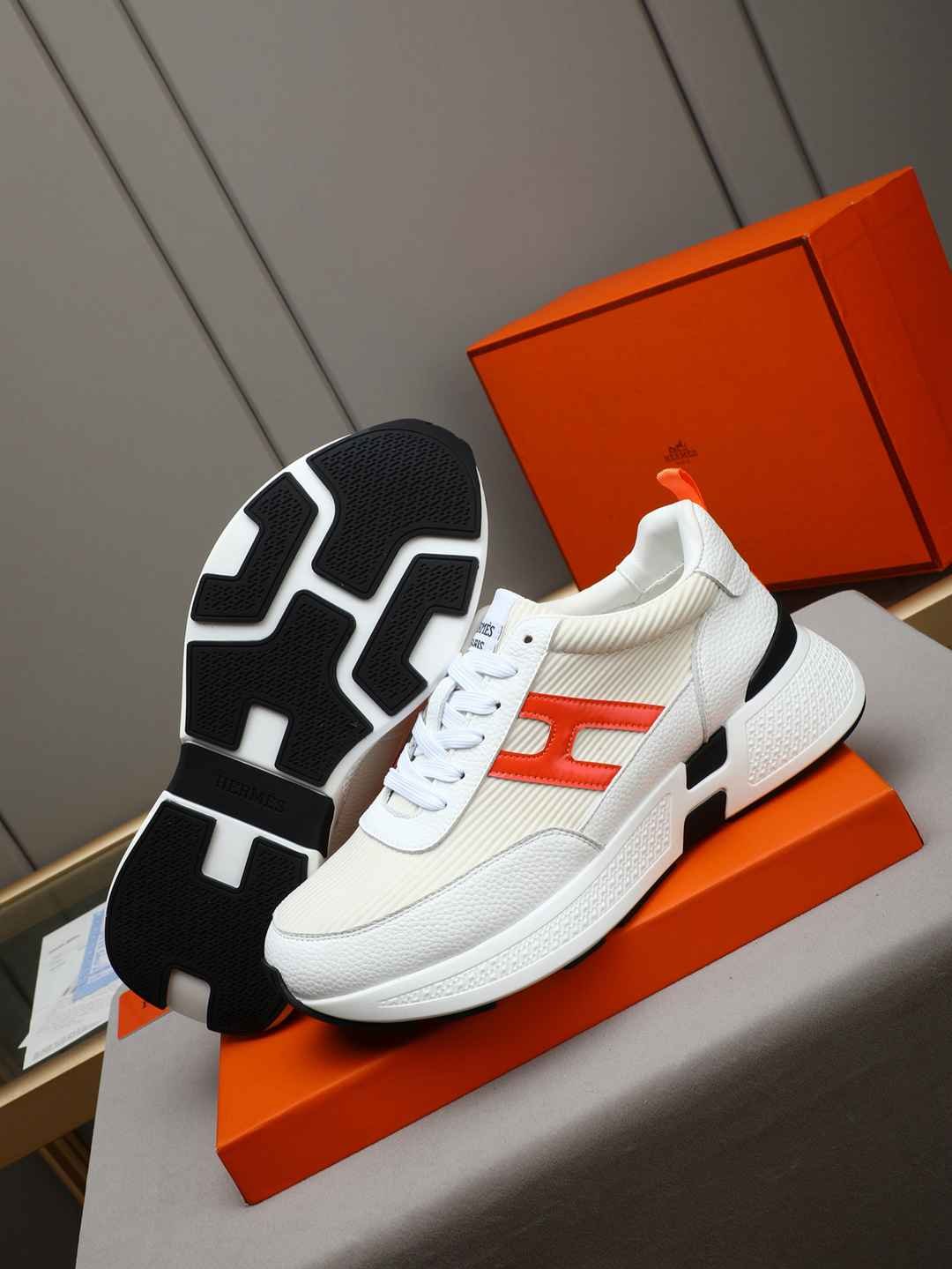 Hermes Men’s Bouncing Sneakers Contrast 1308270