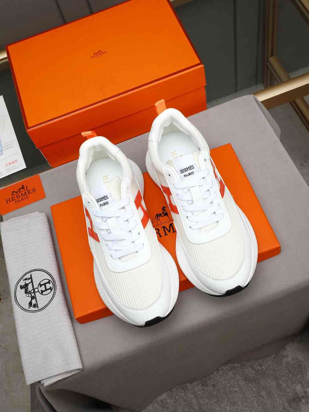 Hermes Men’s Bouncing Sneakers Contrast 1308270