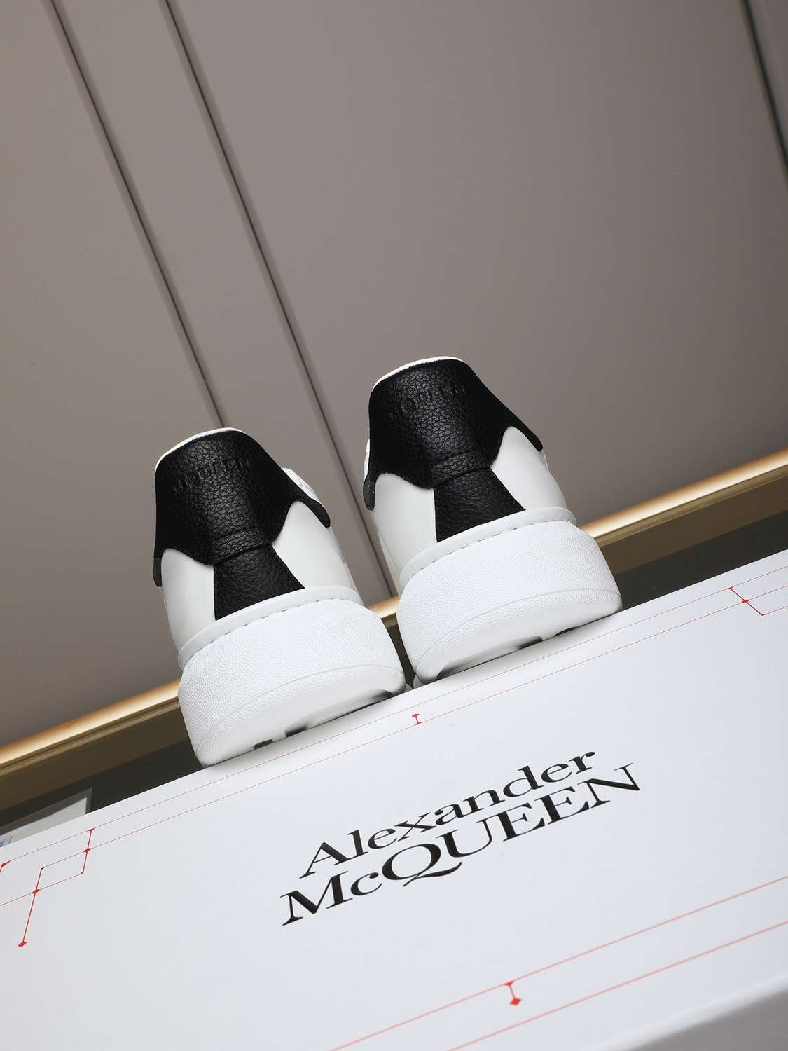Alexander McQueen Fabric i1 Sneakers Colorway 1 1308310-1