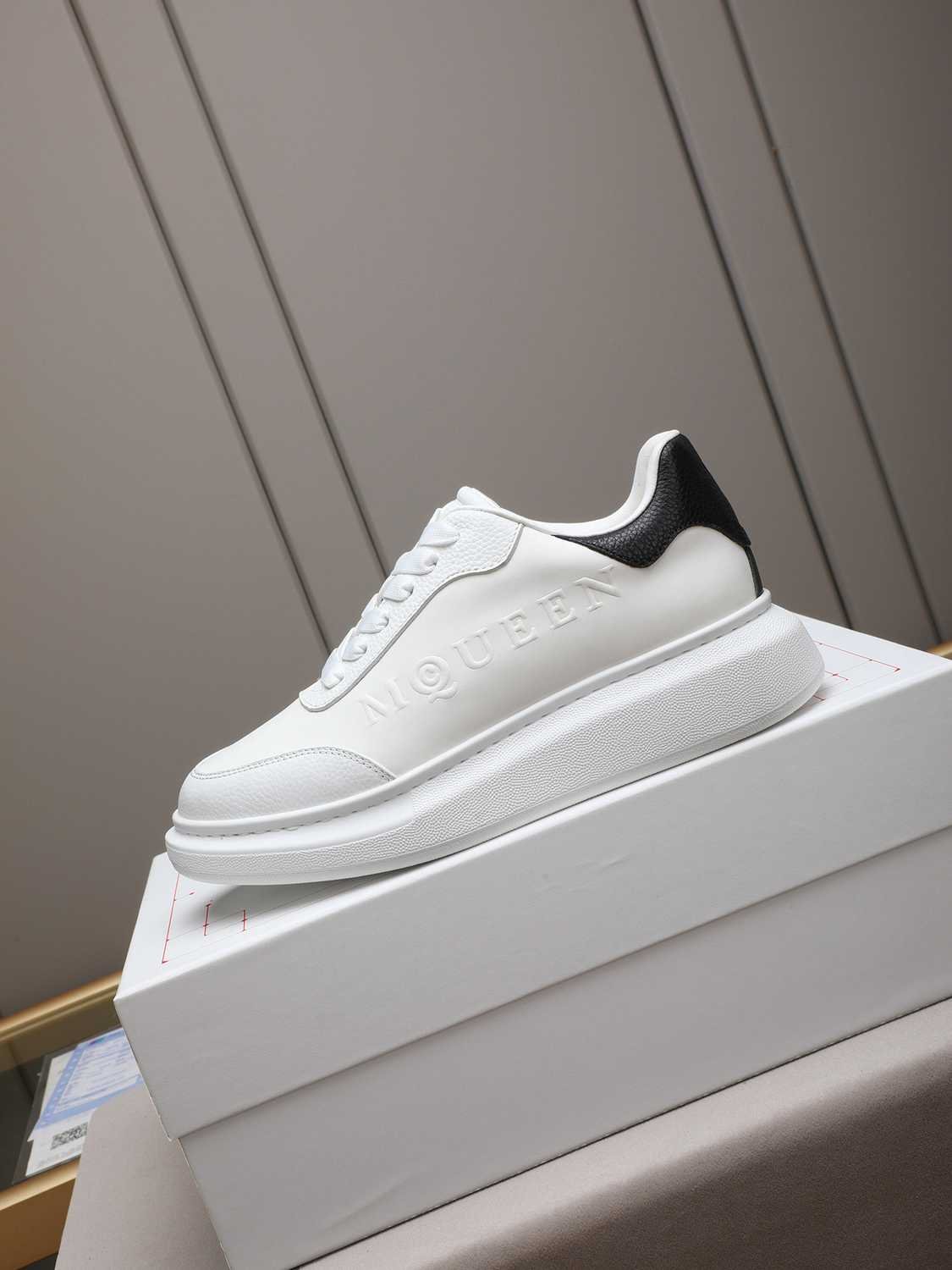 Alexander McQueen Fabric i1 Sneakers Colorway 1 1308310-1