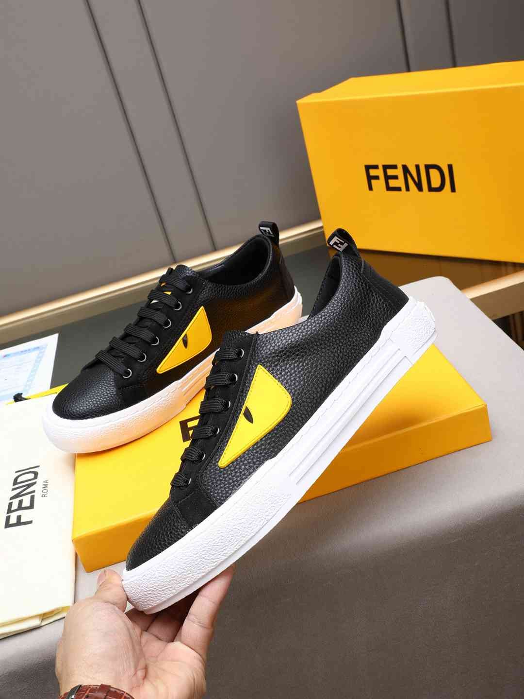 Fendi Men’s FD Sneakers Colorway 2 1308210-2