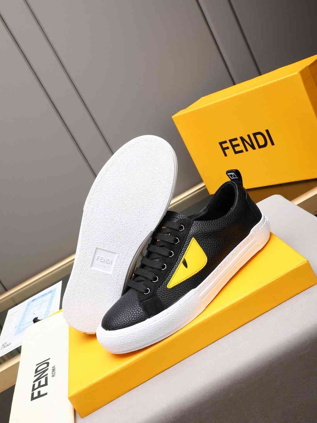 Fendi Men’s FD Sneakers Colorway 2 1308210-2