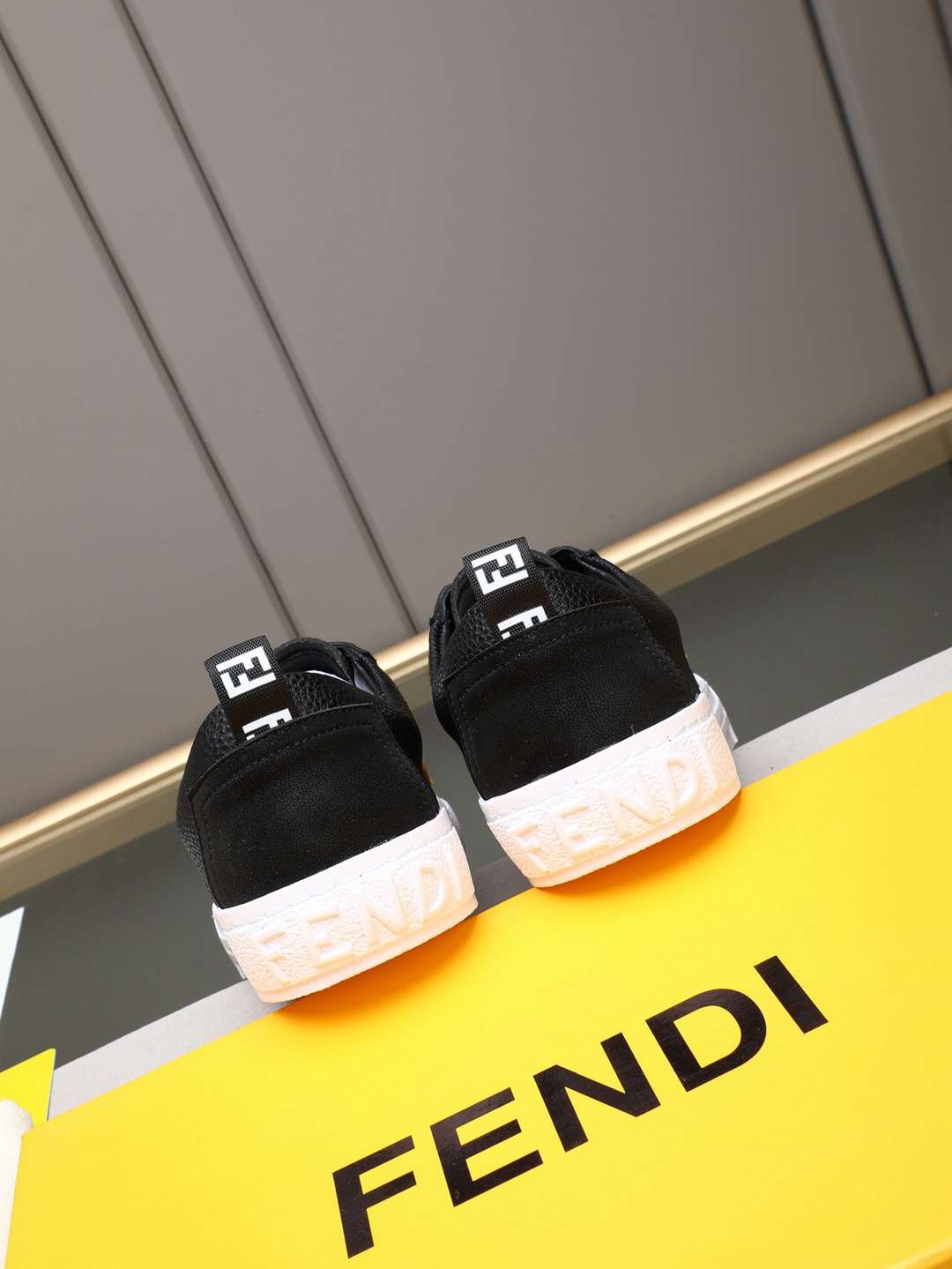 Fendi Men’s FD Sneakers Colorway 2 1308210-2