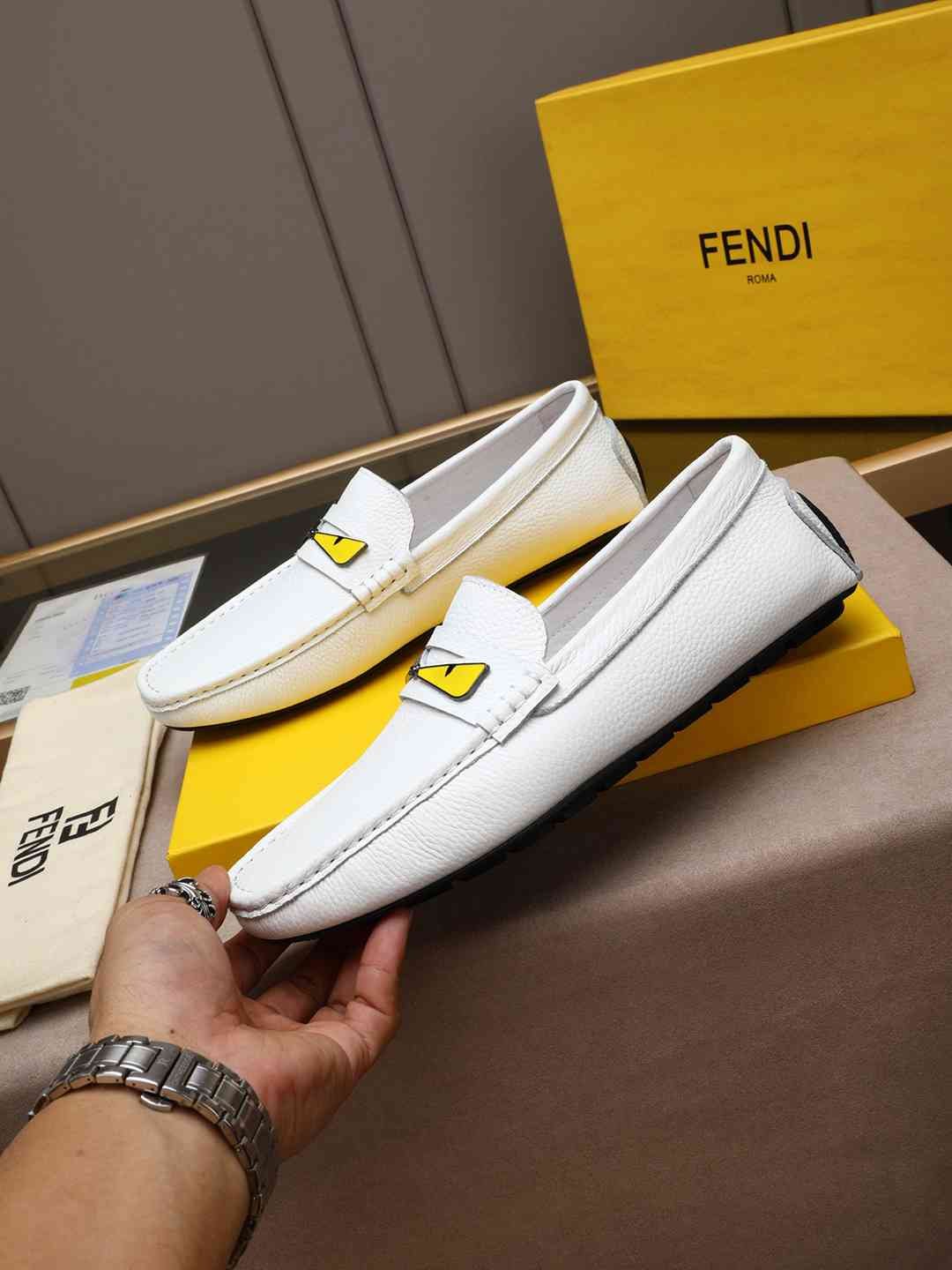 Fendi Men’s Leather Dress Shoes White Colorway 3 1308220-3