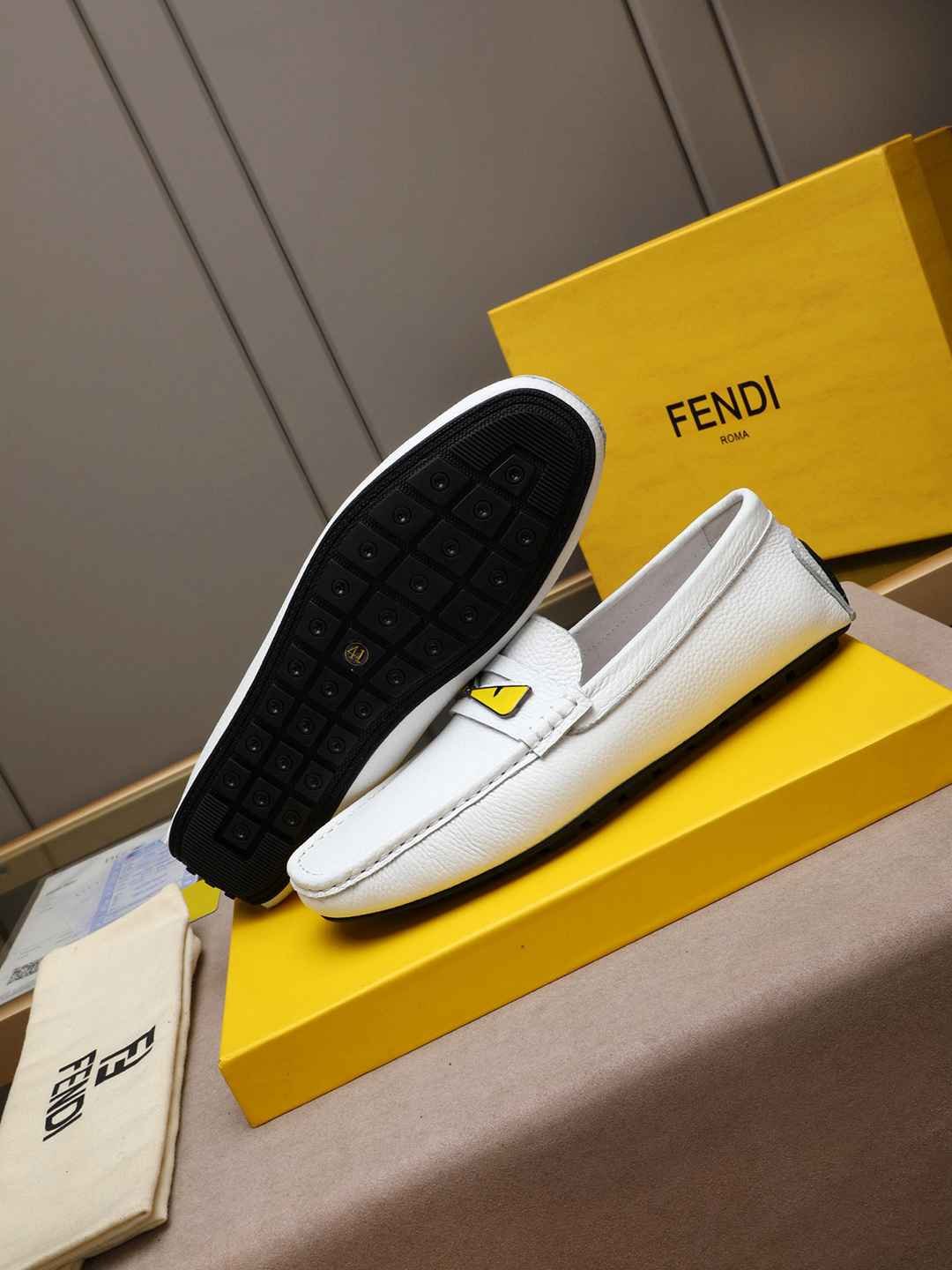 Fendi Men’s Leather Dress Shoes White Colorway 3 1308220-3
