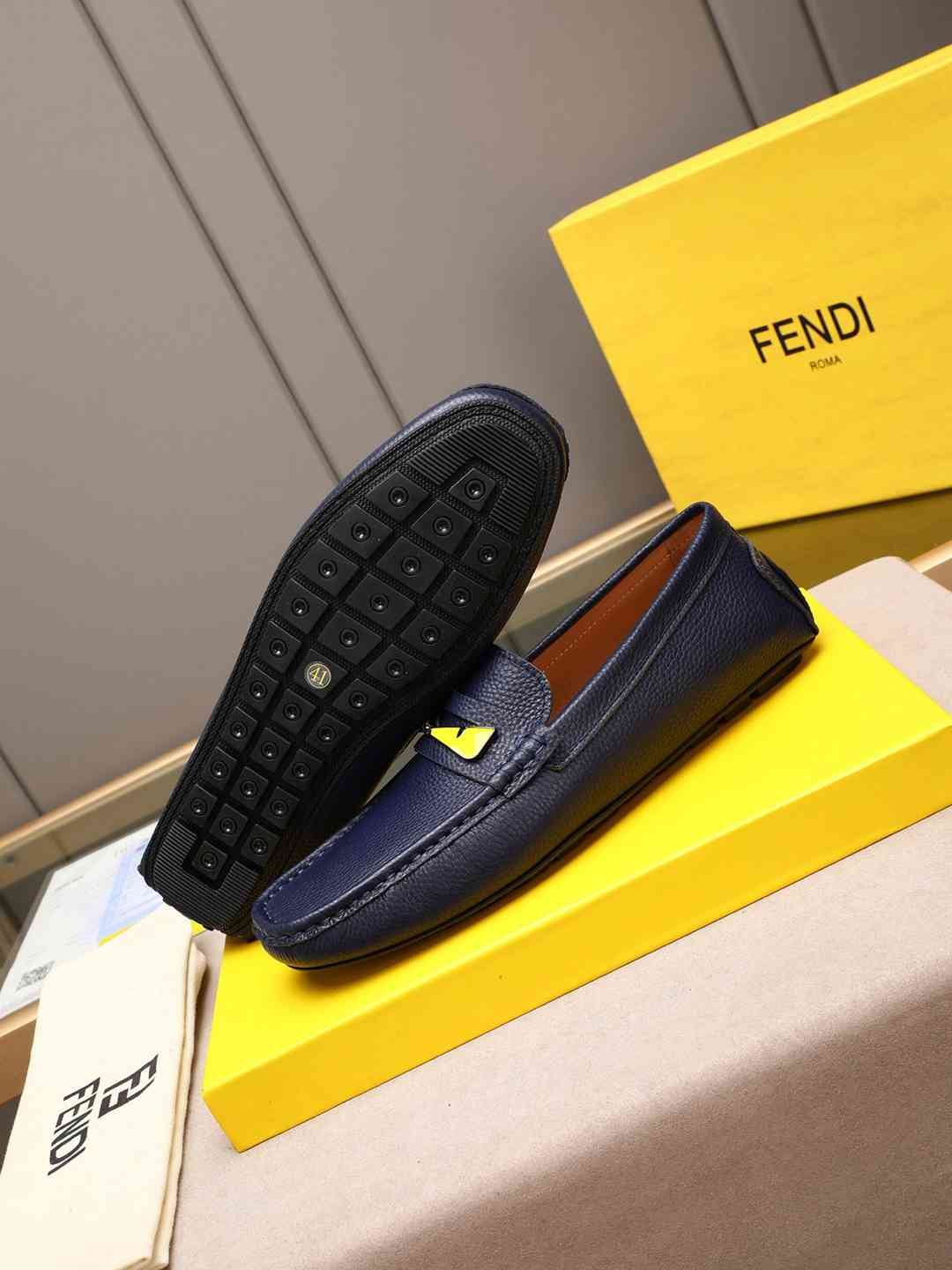 Fendi Men’s Leather Dress Shoes White Colorway 2 1308220-2