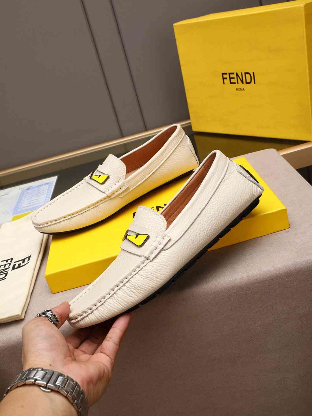 Fendi Men’s Leather Dress Shoes White 1308220