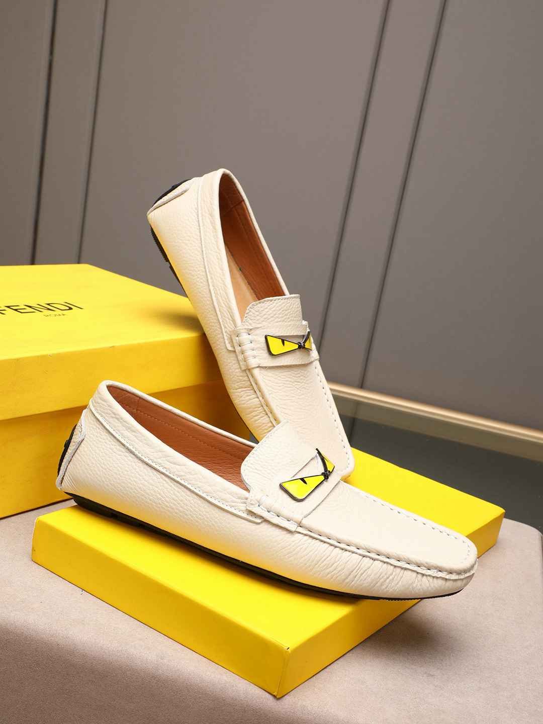 Fendi Men’s Leather Dress Shoes White 1308220