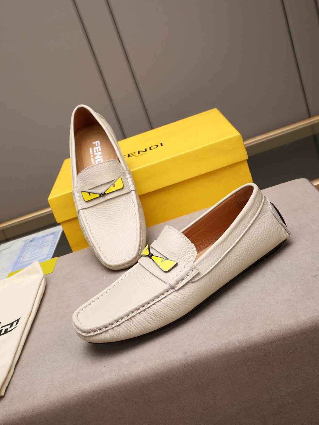Fendi Men’s Leather Dress Shoes White 1308220