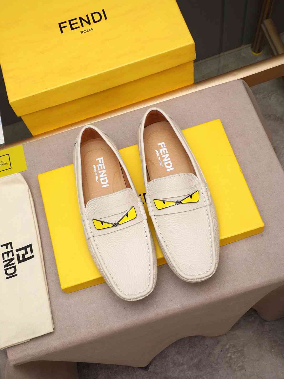 Fendi Men’s Leather Dress Shoes White 1308220