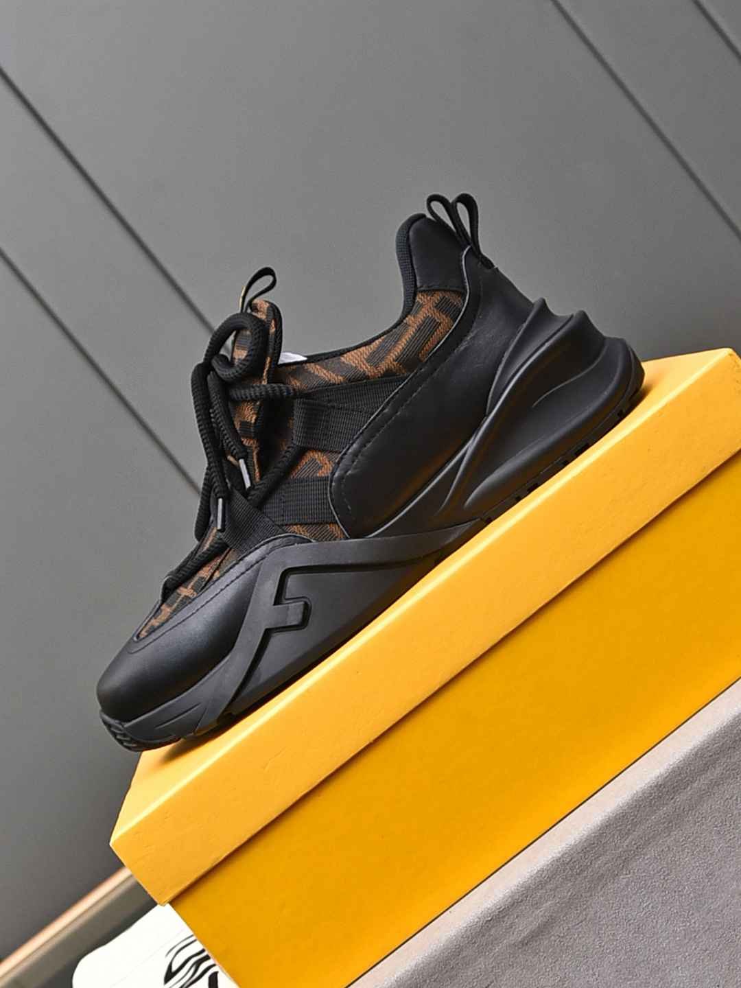Fendi FD Fend Sneakers Colorway 1 1308270-1