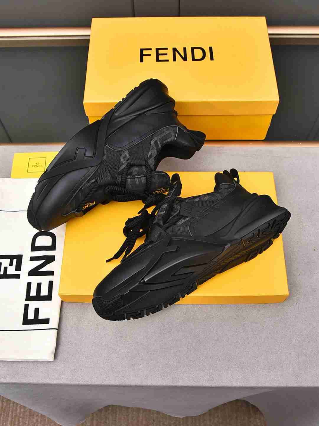 Fendi FD Fend Sneakers 1308270