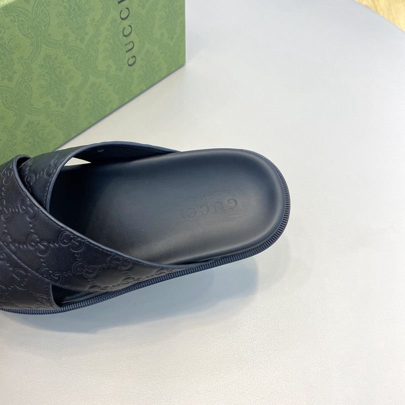 Gucci Men’s Canvas Slides Colorway 26 1628190-26