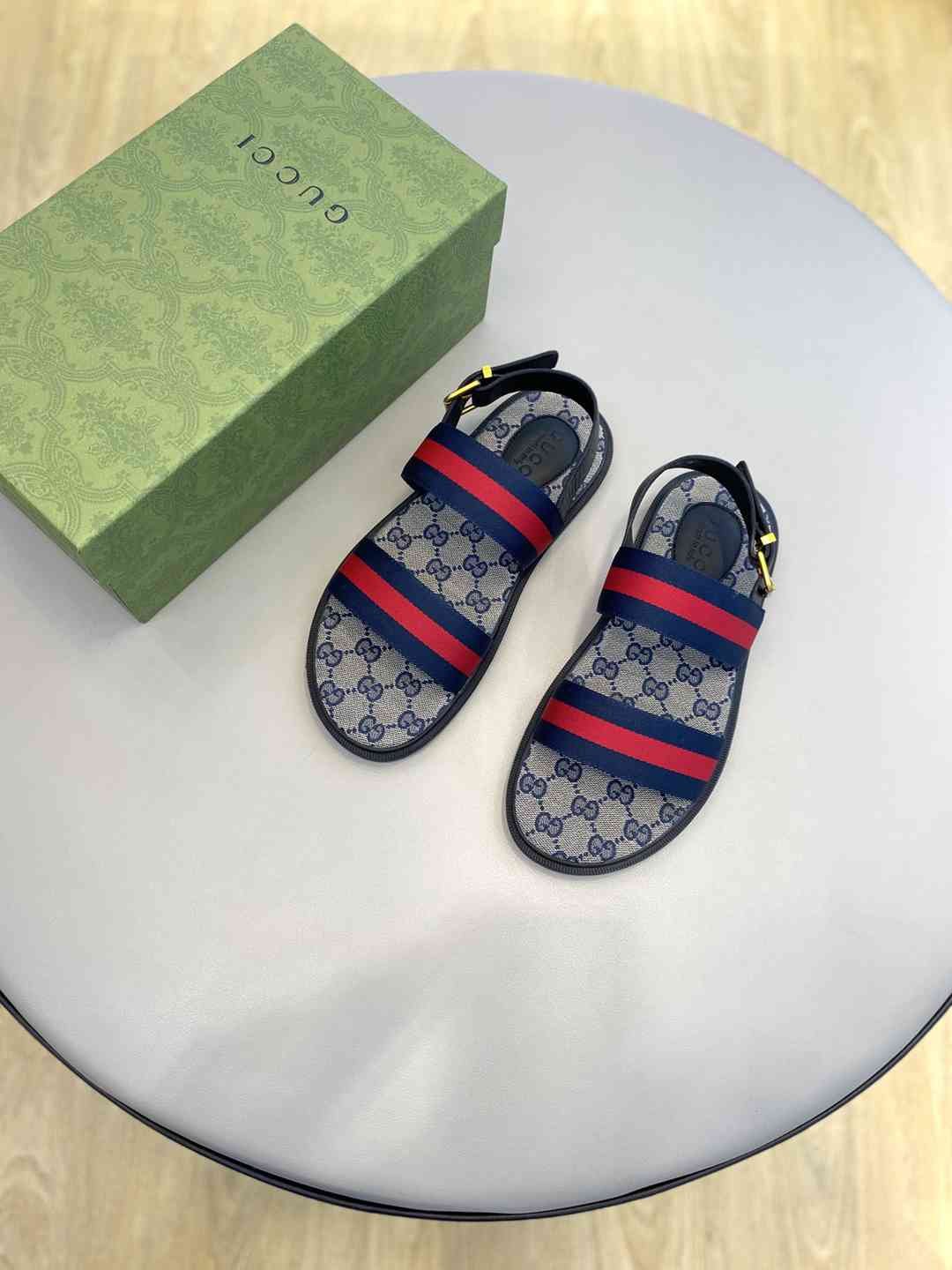 Gucci Men's Canvas Slides Colorway 23 1628190-23