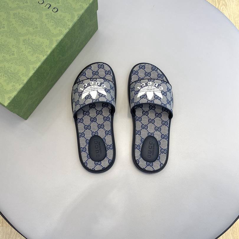 Gucci Men’s Canvas Slides Colorway 21 1628190-21