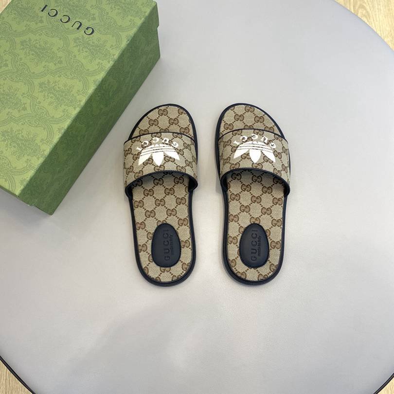 Gucci Men’s Canvas Slides Colorway 15 1628190-15