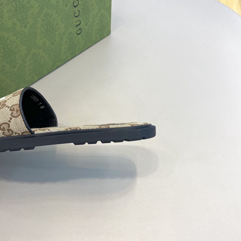 Gucci Men’s Canvas Slides Colorway 15 1628190-15