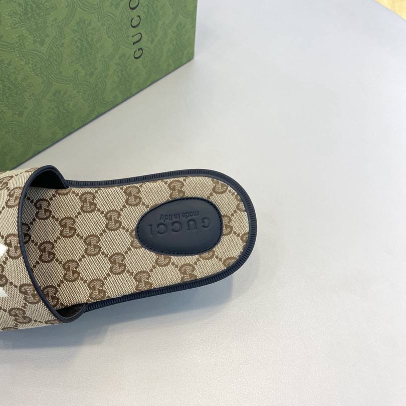 Gucci Men's Canvas Slides Colorway 15 1628190-15