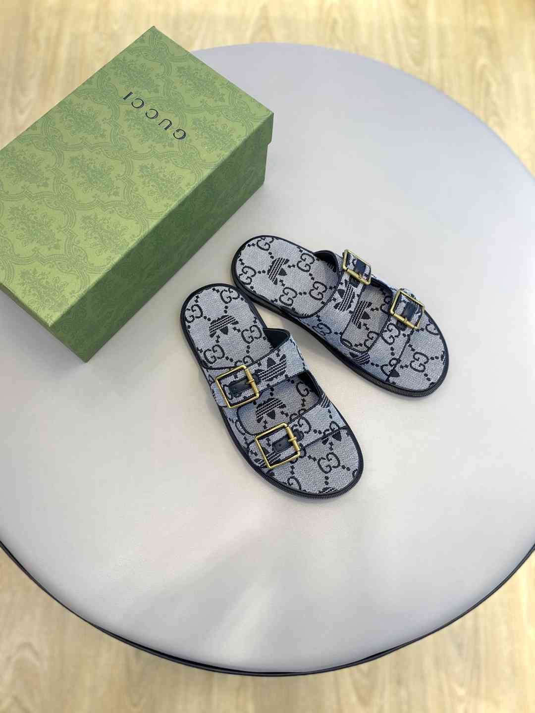 Gucci Men’s GUCC Slides Colorway 11 1628190-11
