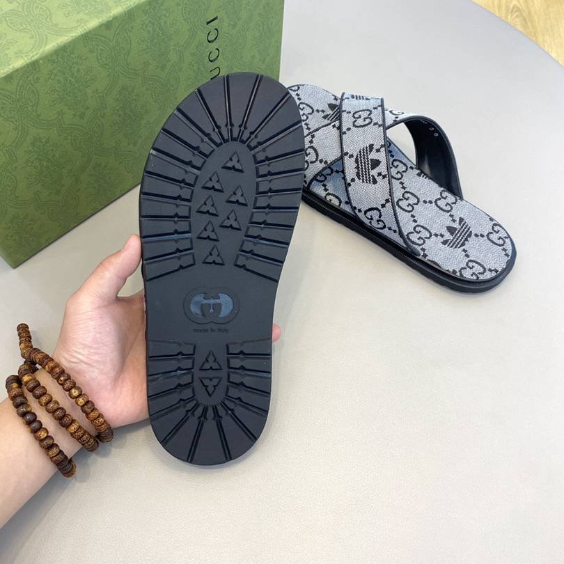 Men’s Sandals & Slides Men’s GUCC Slides Colorway 26 1628190-26