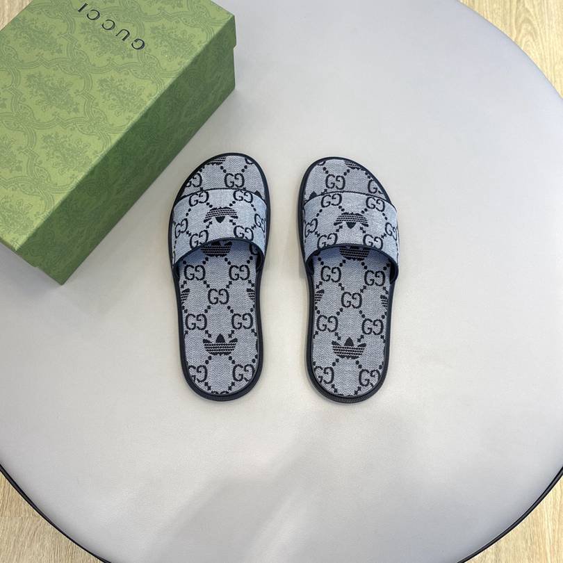 Gucci Men’s GUCC Slides Colorway 8 1628190-8