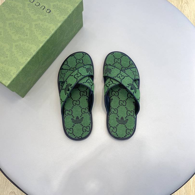 Men’s Sandals & Slides Men’s GUCC Slides Colorway 21 1628190-21