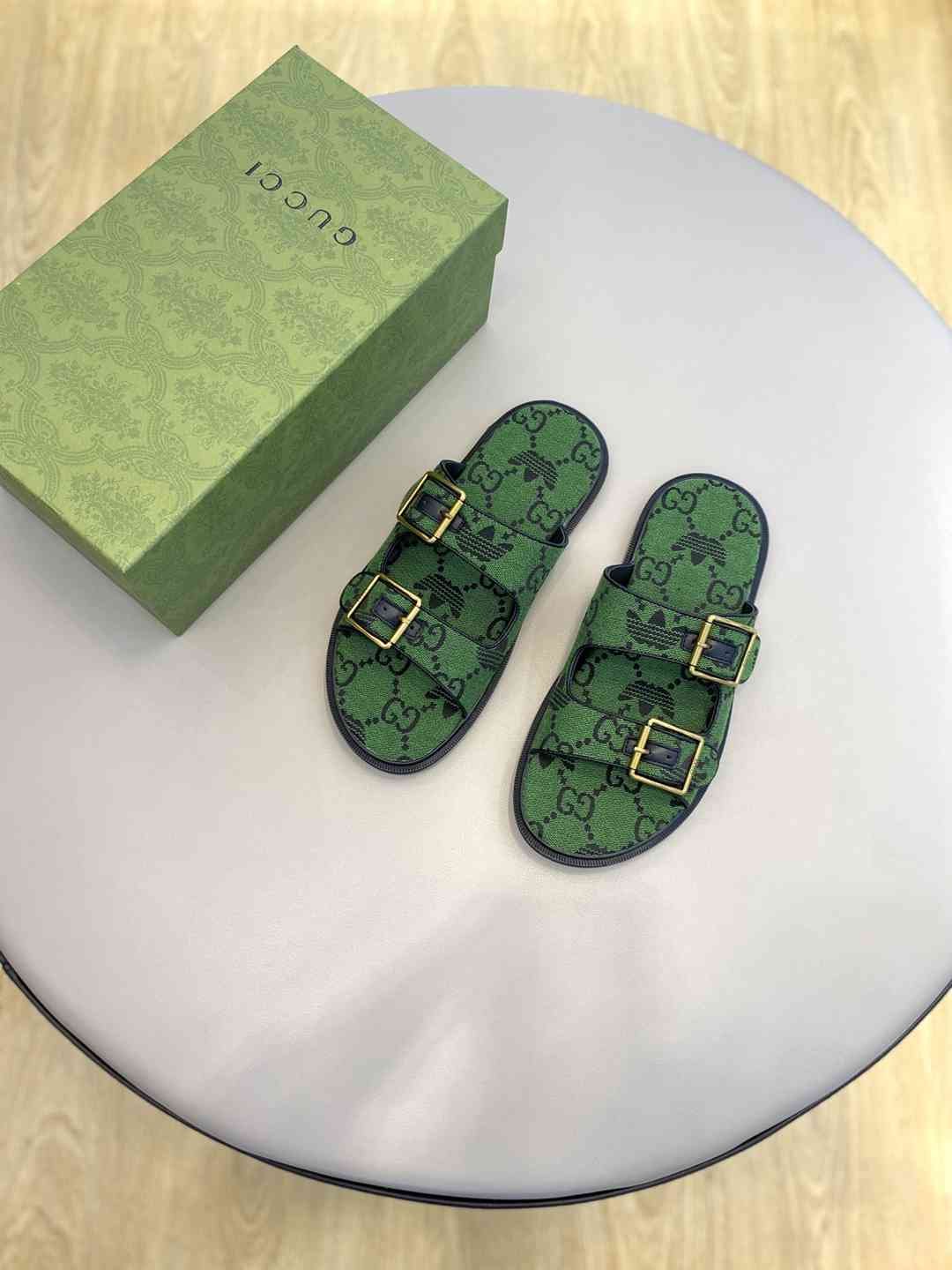 Men's Sandals & Slides Men's GUCC Slides Colorway 20 1628190-20