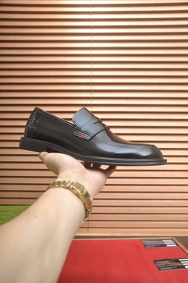 Gucci Men’s Leather Sneakers Colorway 4 1133270-4