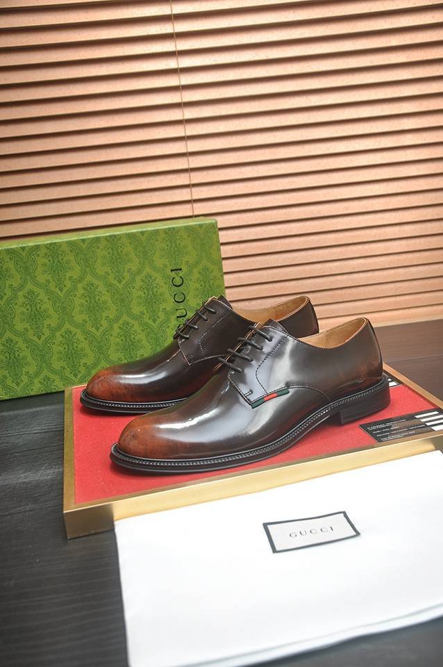 Gucci Men’s Leather Sneakers Colorway 3 1133270-3