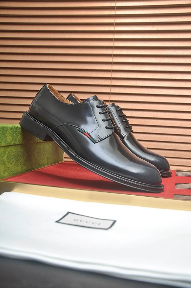 Gucci Men’s Leather Sneakers Colorway 2 1133270-2