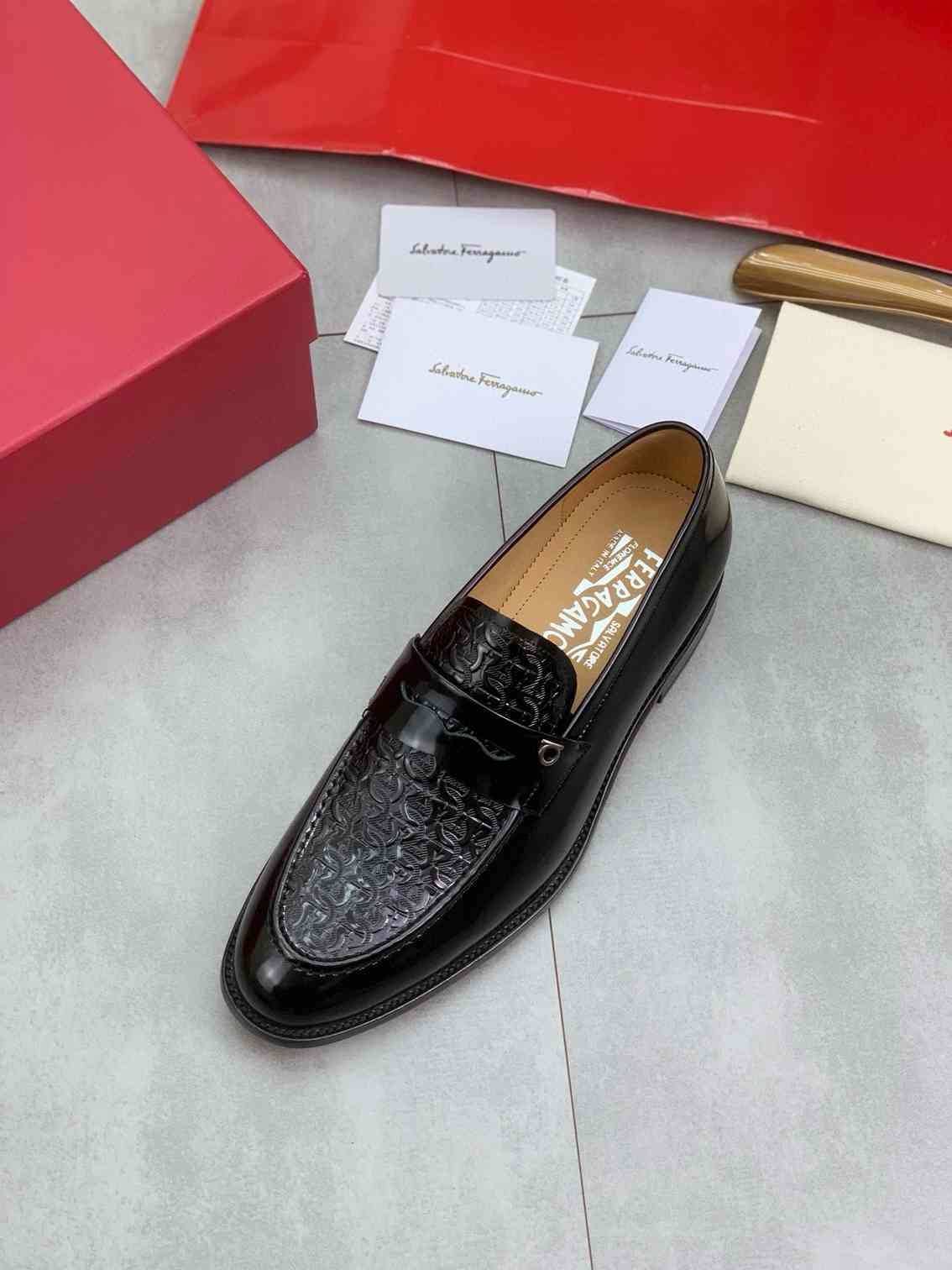 Ferragamo Salvatore Dress Shoes Colorway 2 1081480-2