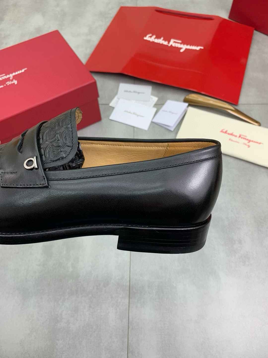Ferragamo Salvatore Dress Shoes Colorway 1 1081480-1