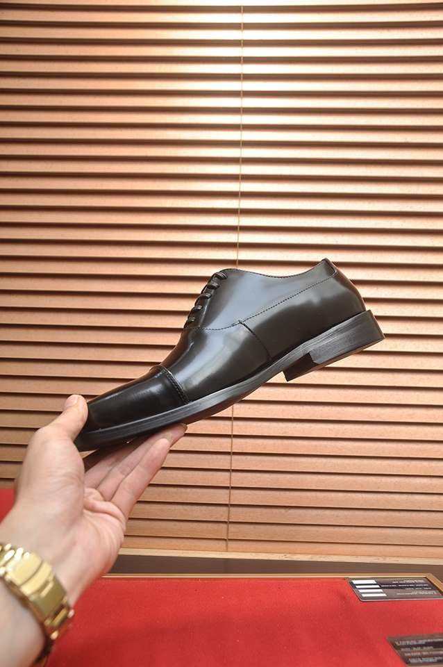 Ferragamo Leather Designer Sneakers 1133290