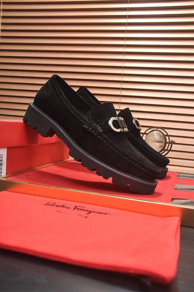 Ferragamo Leather Dress Shoes Colorway 2 1133320-2