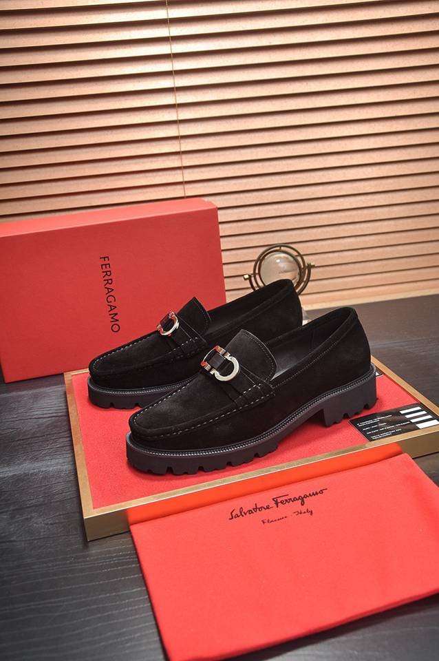 Ferragamo Leather Dress Shoes Colorway 2 1133320-2