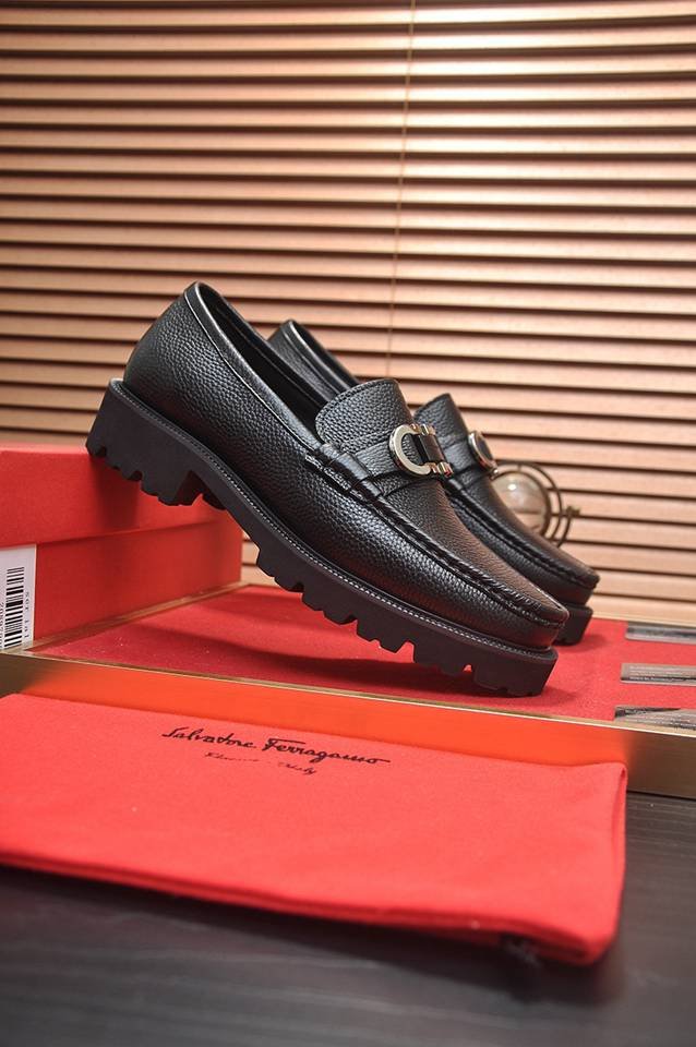 Ferragamo Leather Dress Shoes Colorway 1 1133320-1
