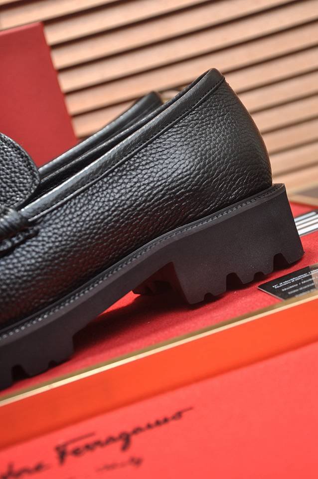 Ferragamo Leather Dress Shoes Colorway 1 1133320-1