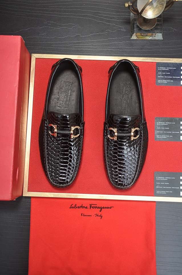 Ferragamo Leather Designer Sneakers 1133250