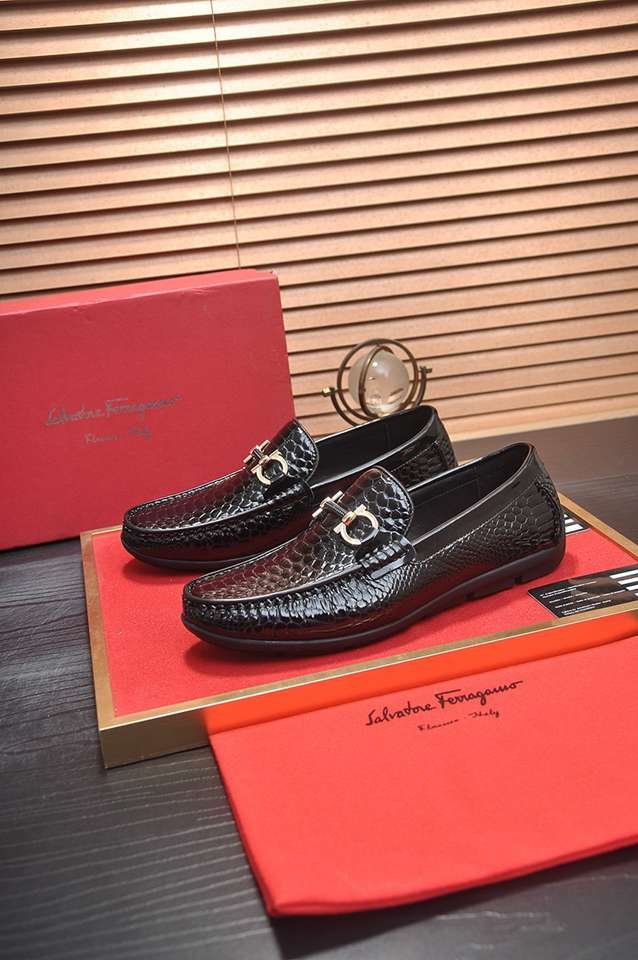 Ferragamo Leather Designer Sneakers 1133250