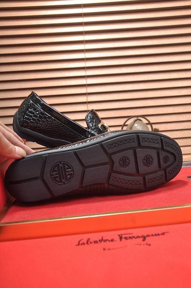 Ferragamo Leather Designer Sneakers 1133250