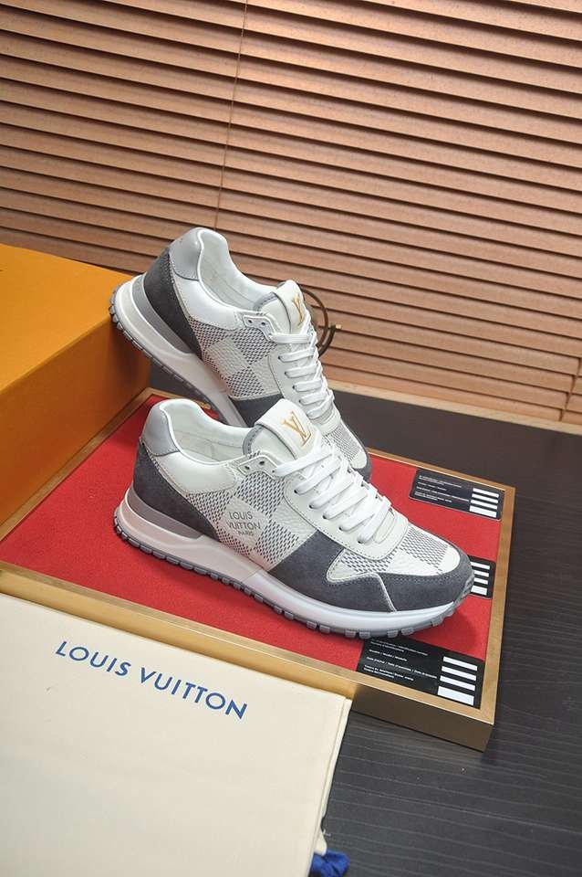 Louis Vuitton LOUIS VUITTON Sneakers Colorway 27 1133380-27